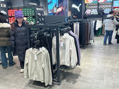 -PUMA品牌自营折扣店(苏州比斯特购物村店)