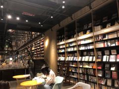 -覔书店(壹方城店)