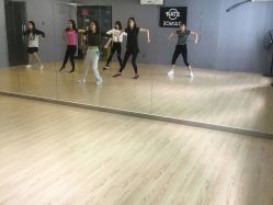 点击看大图 -STAR舞蹈工作室