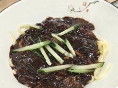 招牌炸酱面-喜来苑
