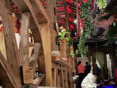 -老牌坊云南鱼豆花火锅(爱建店)