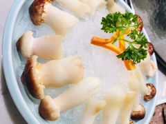 -左庭右院鲜牛肉火锅(浦江欢乐颂店)
