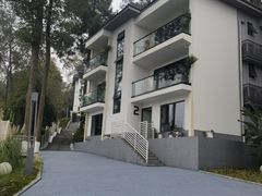 -华凌山庄·隐湖栖