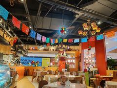 -彼德西餐厅(凯德广场新南店)