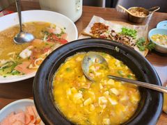 -有红鸡毛店·川菜(建设路店)