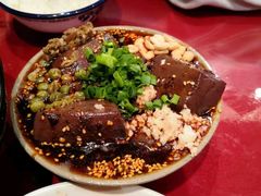 -谢老五跷脚牛肉·非遗传承店