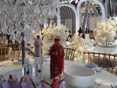 -鞍山大白鲨美食酒店