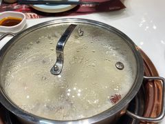 -洪氏嗨捞·猪肚鸡火锅(阳光天地店)