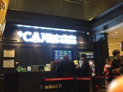 等位区-加餐海鲜自助(集美银泰百货店)