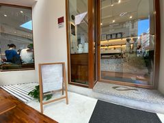 -Line 咖啡(石厦花园店)