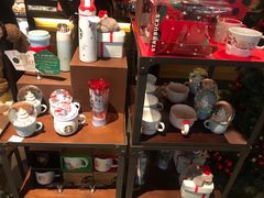 -星巴克臻选(周浦万达店)