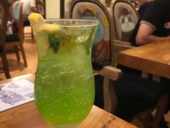 -more than meow吴止猫主题餐厅(承德 中船汇店)