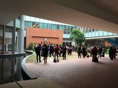 -香港大学