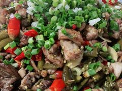 -廖哥泡椒兔(峨眉店)