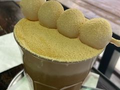 白玉豆乳冰拿铁-MIKAKU(万达广场上海宝山店)