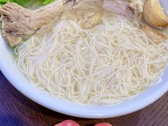 特级龙骨面线汤-松发肉骨茶SongFa(静安嘉里中心店)
