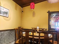 -富正毅三下锅·湘西韵味(天门山索道店)