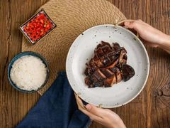 -杭州六谷生态休闲农庄有限公司