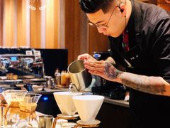 -星巴克臻选(济南恒隆店)
