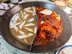 -鸿姐老火锅(静安店)