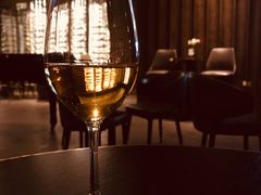 -wineapp葡萄酒餐吧(外滩金融中心店)