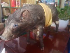 -香猪美食(中心店)
