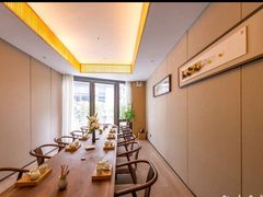 -梅间堂茶馆(绿地缤纷城店)