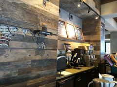 -星巴克(武康路店)