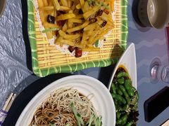 -肥肥虾庄·金牌油焖大虾(杨园滨江时代walk店)