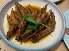 弄堂卤凤爪-弄堂小笼包(西青中北永旺购物中心店)