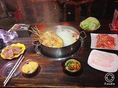 -乐山串串香老火锅(鼓楼店)