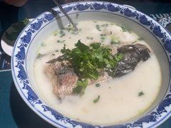 -南京金牛湖巨碗鱼头