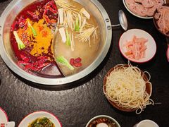 -山城棒棒军手作火锅·天花板手撕水牛鲜毛肚(北京店)