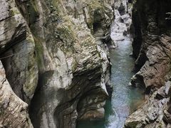 -蝶舞清江·恩施地心谷景区