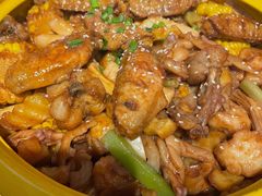 -多嘴超级肉蟹煲(中街恒隆故宫店)