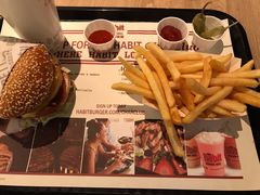 -The Habit Burger Grill 哈比特汉堡(复兴soho店)