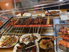 -哈尔滨小酒馆·鲜肉现穿自助烧烤(康新花园店)