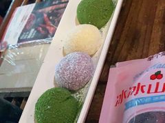 -老牌坊云南鱼豆花火锅(哈西万达店)