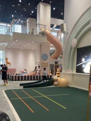 -奈尔宝·儿童乐园·亲子餐厅(华采天地店)