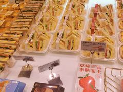 -巴黎贝甜(大宁国际商业广场店)