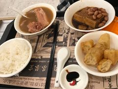 -黄亚细肉骨茶(仰光路店)