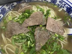 -兰河巷牛肉面(曲江店)