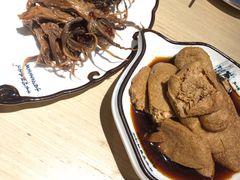鸭舌头-兔爸私家小厨(新北万达店)