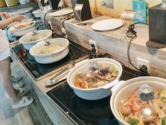 -宝利来国际大酒店-凤凰阁旋转餐厅