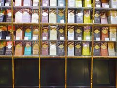 -VENCHI 闻绮(北京国贸商城店)