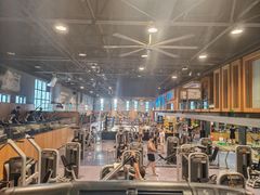 -中健健身(翡翠郡店)