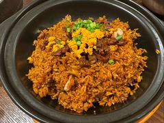 海胆禾牛炒饭-东海怡品海鲜豆捞(舟宿夜江店)