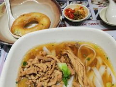 -双燕楼·手工馄饨·汤面小吃(世纪汇店)