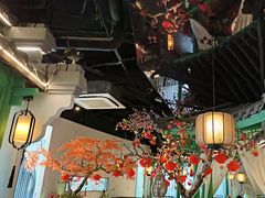 -荷塘秋月·本帮江浙菜(国权路店)