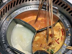 -钢管厂五区小郡肝串串香火锅(人民广场店)